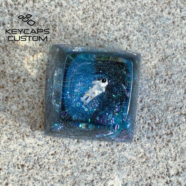 Interstellar handmade Resin Artisan Cherry MX Astronaut Outer Space Keycap for Mechanical Gaming Keyboards